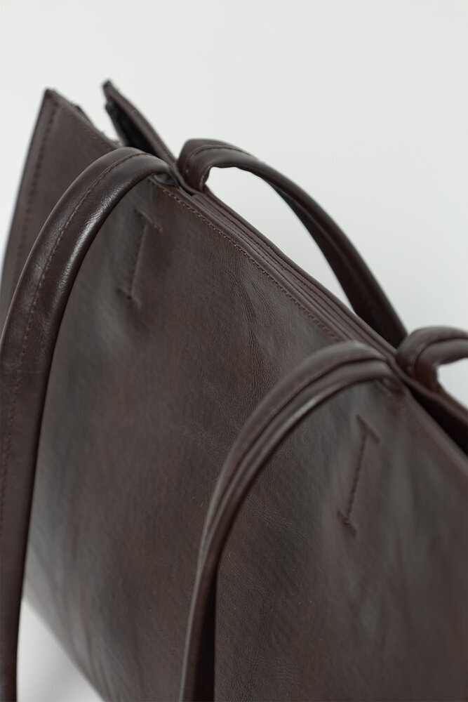 BE BLUE - ACI KAHVE MİNİMAL OMUZ ÇANTASI