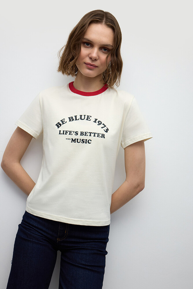 BE BLUE - BETTER WITH MUSIC BASKILI T-SHIRT