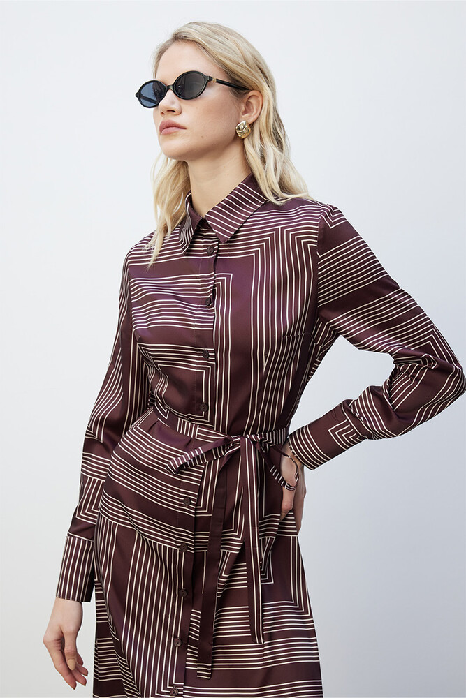 BE BLUE - KIZIL KAHVE MİNİMAL DESENLİ GÖMLEK ELBİSE