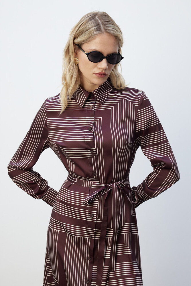 BE BLUE - KIZIL KAHVE MİNİMAL DESENLİ GÖMLEK ELBİSE