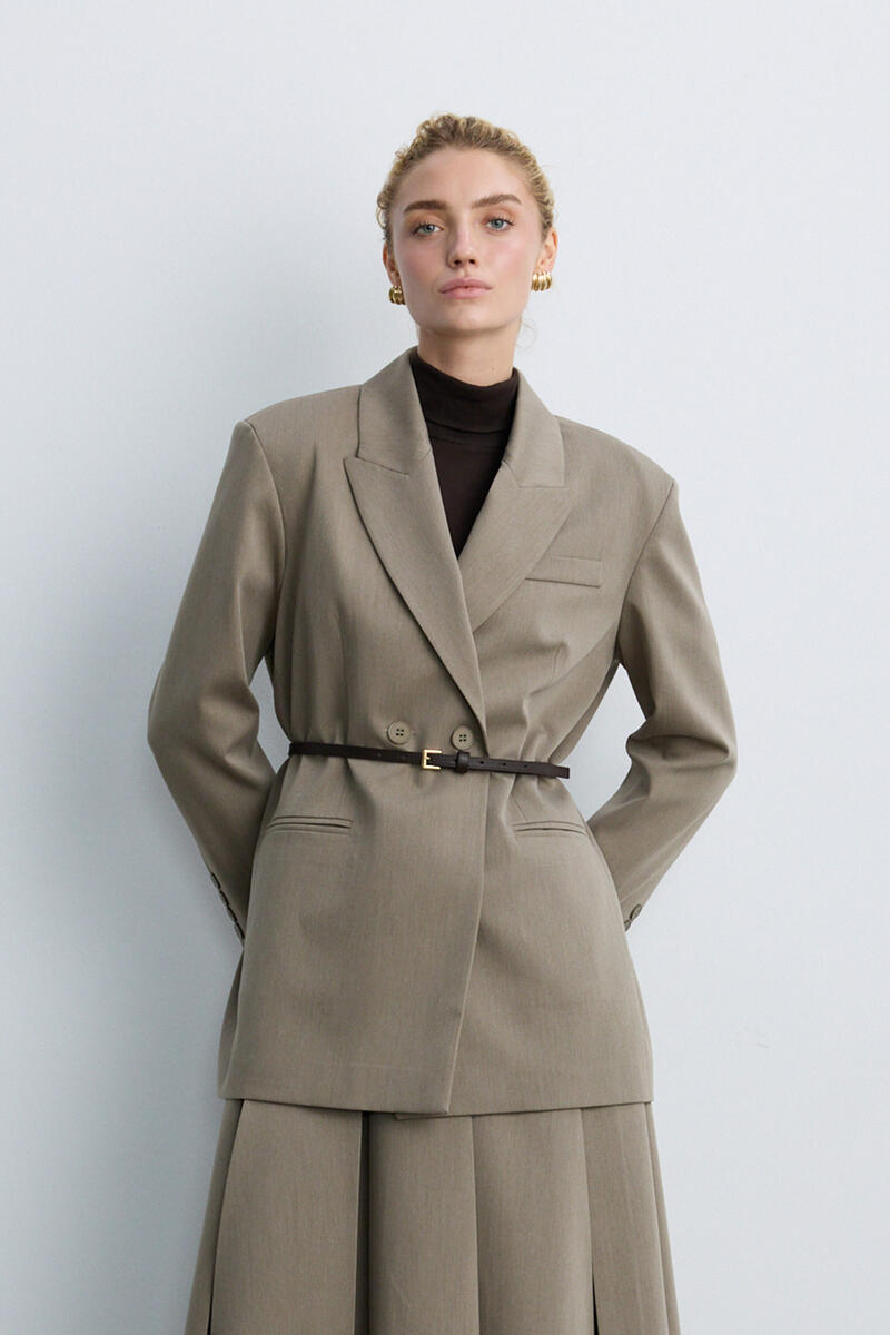 ÇAĞLA KUŞAKLI BLAZER
