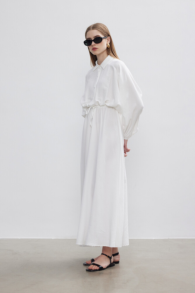 BE BLUE - EKRU BELİ BÜZGÜLÜ ELBİSE