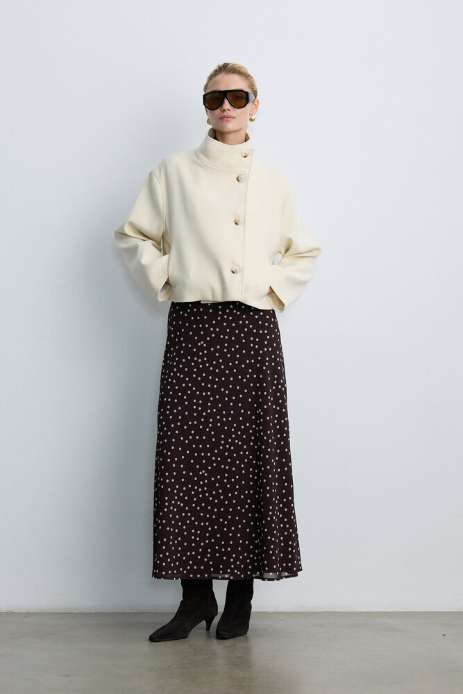 BE BLUE - EKRU DİK YAKA KISA KABAN