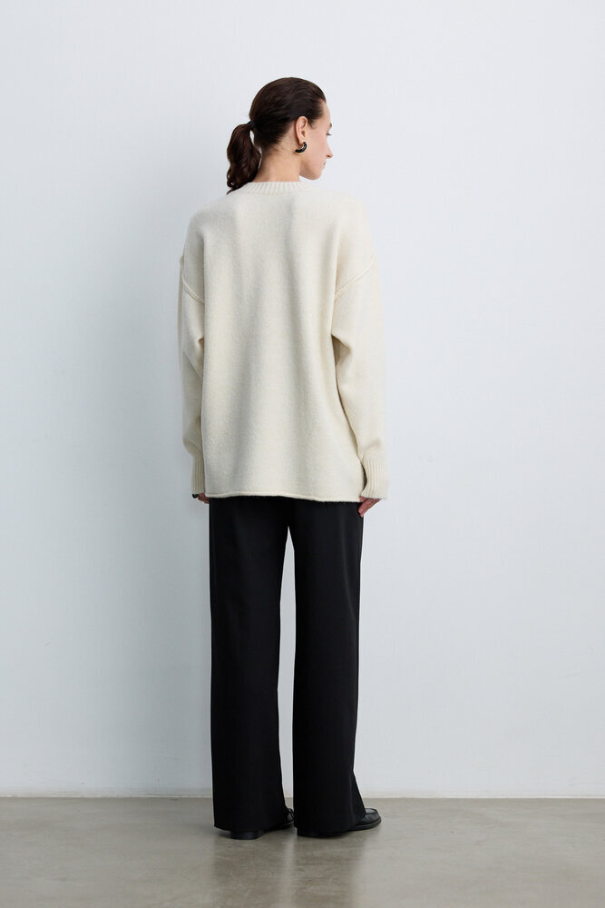 BE BLUE - EKRU DİKİŞ DETAYLI TRİKO KAZAK