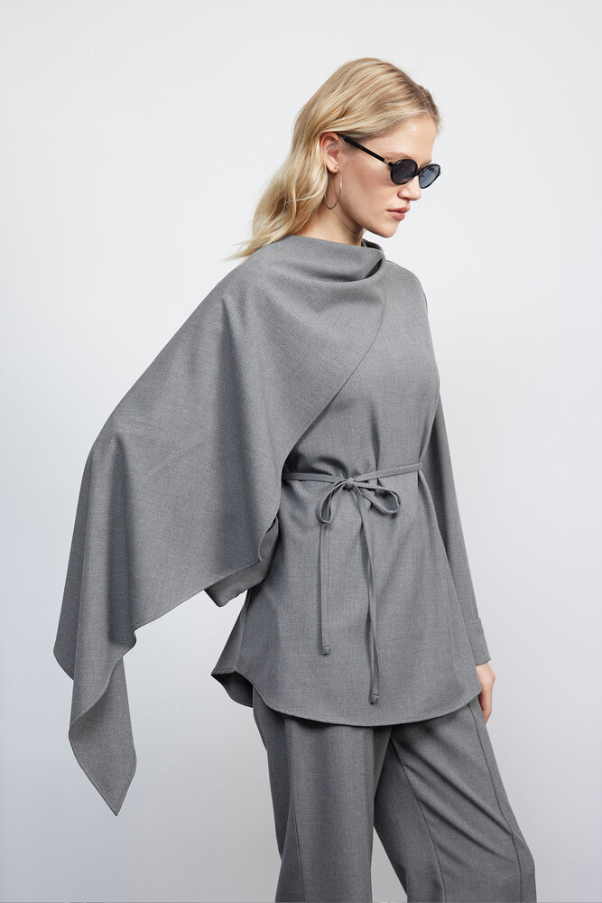 BE BLUE - GRİ FULAR DETAYLI BLUZ