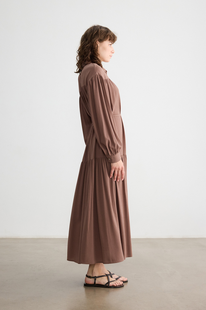 BE BLUE - GÜLKURUSU SEDEF DÜĞMELİ KRİNKIL ELBİSE