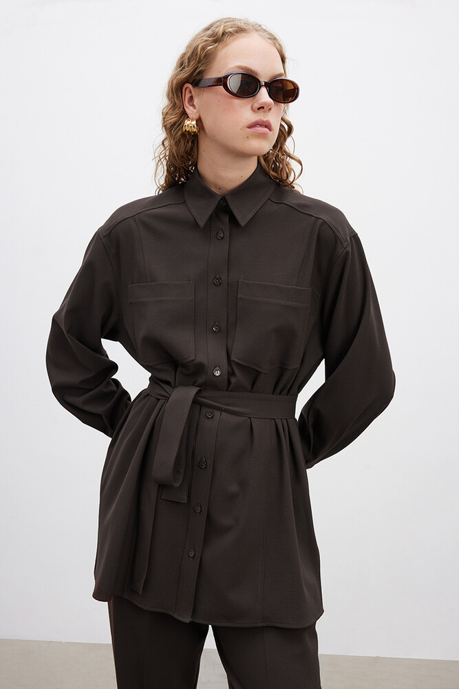 BE BLUE - KAHVERENGİ CEP DETAYLI GÖMLEK