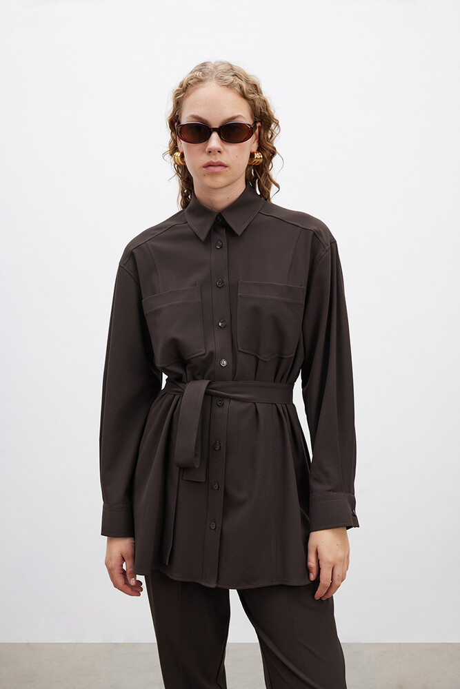 BE BLUE - KAHVERENGİ CEP DETAYLI GÖMLEK