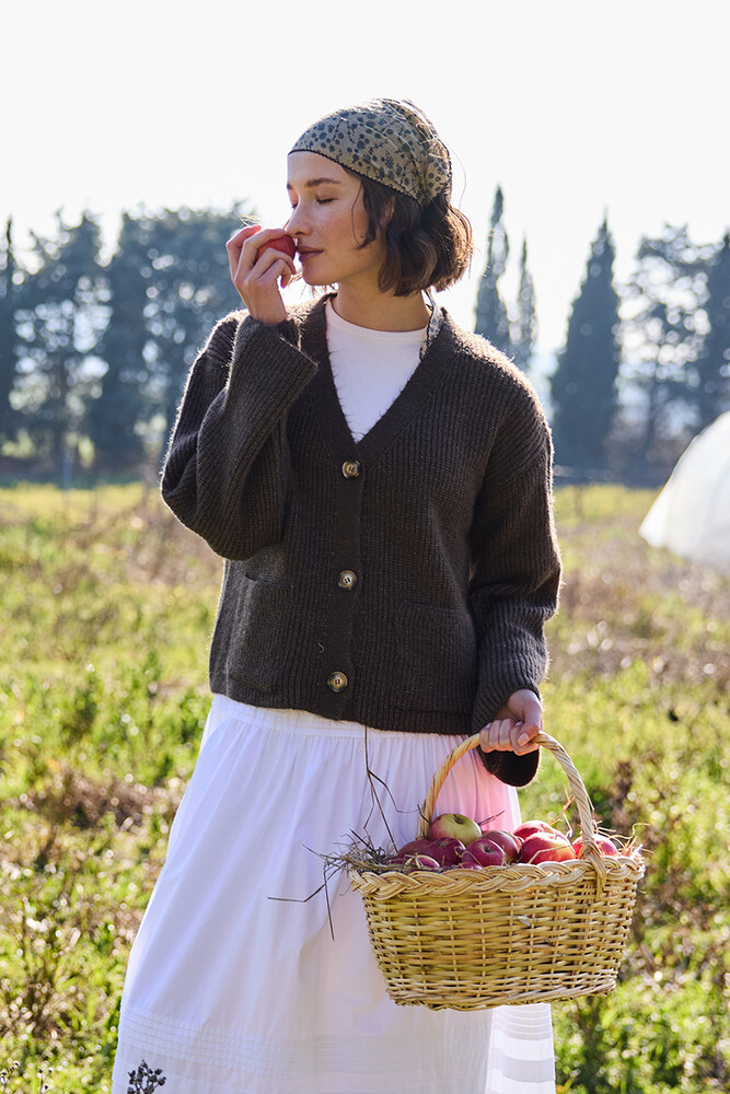 BE BLUE - KAHVERENGİ CEP DETAYLI HIRKA