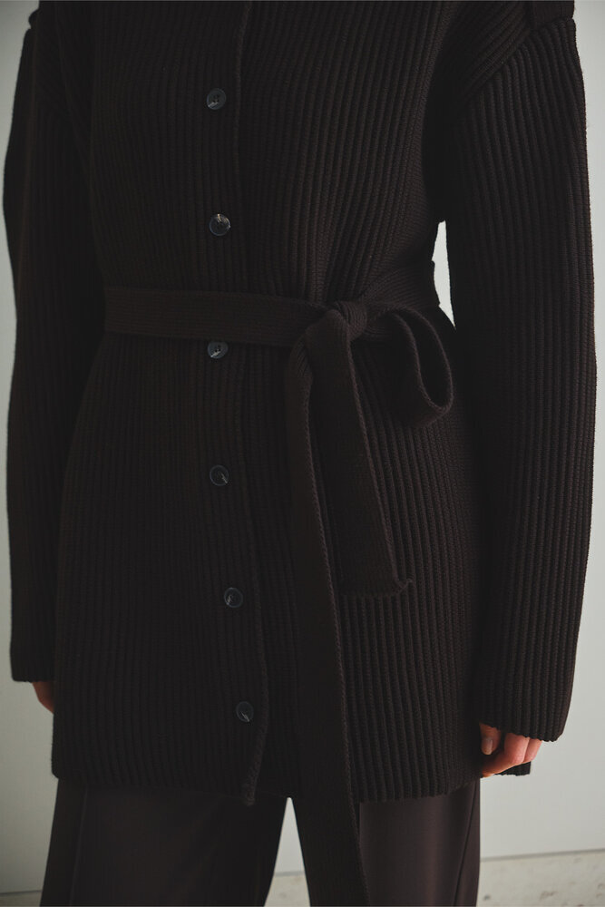 BE BLUE - KAHVERENGİ DİK YAKA HIRKA