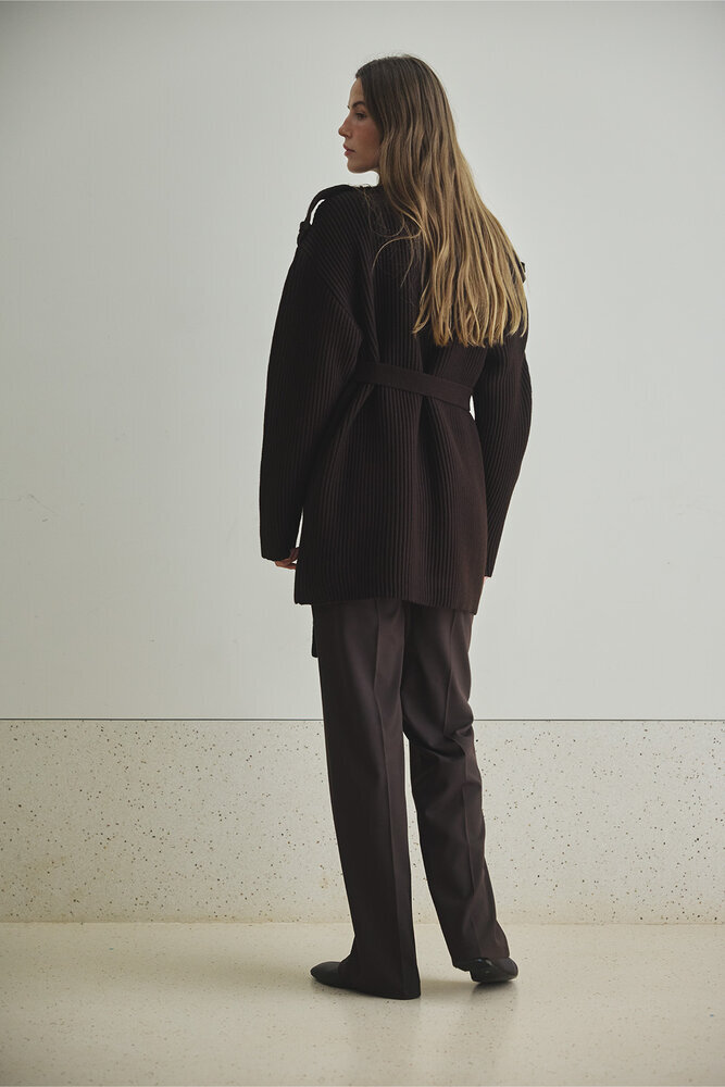 BE BLUE - KAHVERENGİ DİK YAKA HIRKA