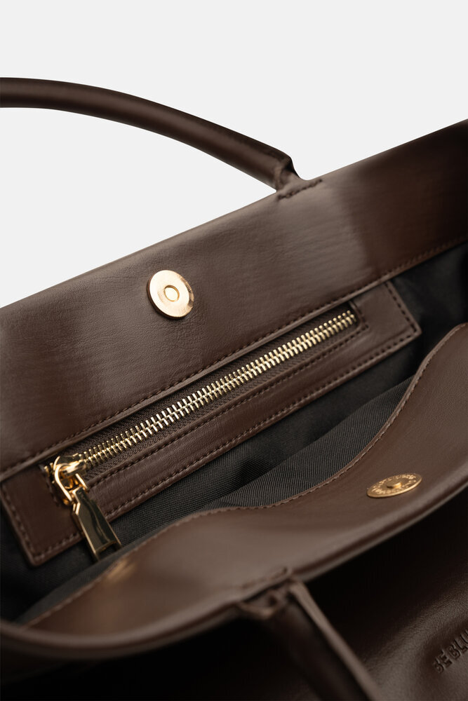 BE BLUE - KAHVERENGİ GOLD TOKA DETAYLI OMUZ ÇANTASI