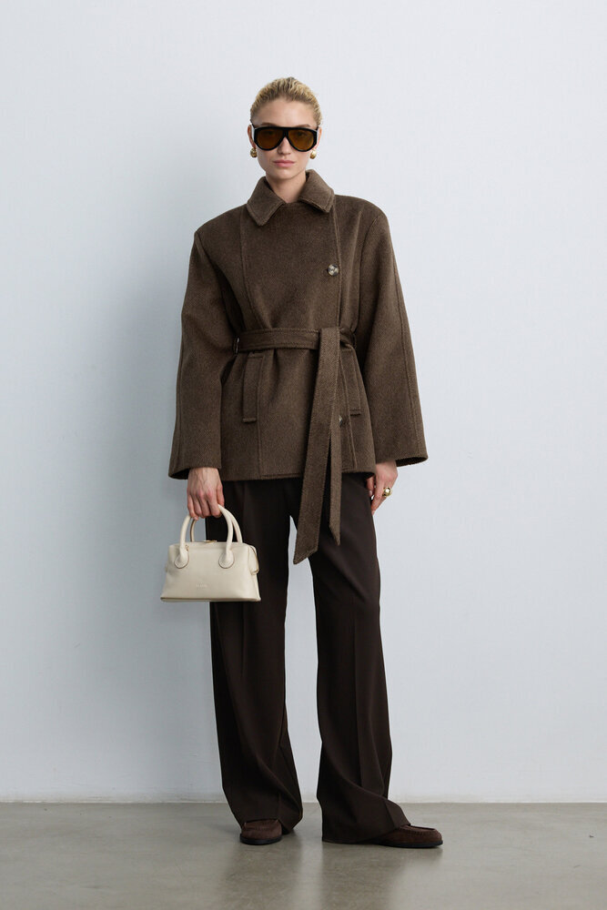 BE BLUE - KAHVERENGİ ORTA BOY KAŞE KABAN