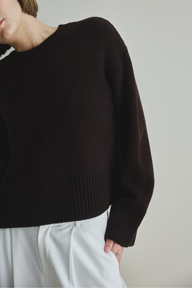 BE BLUE - KAHVERENGİ MİNİMAL KISA KAZAK