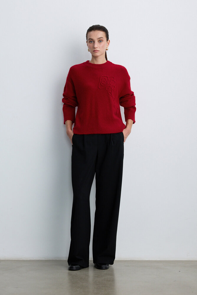 BE BLUE - KIRMIZI ÇİÇEK DETAYLI TRİKO KAZAK