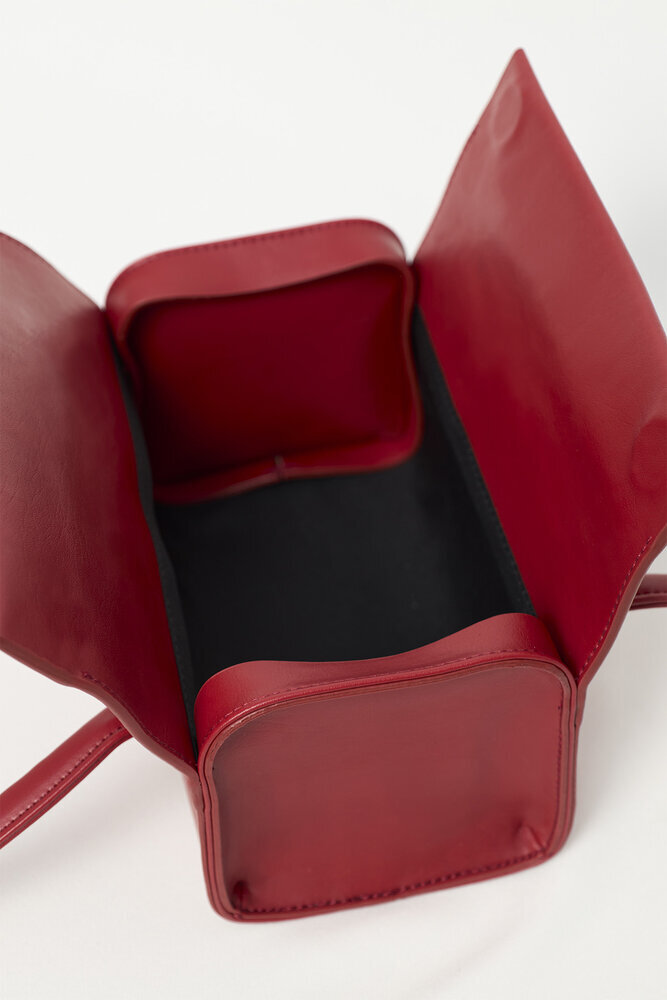 BE BLUE - KIRMIZI KUTU ÇANTA