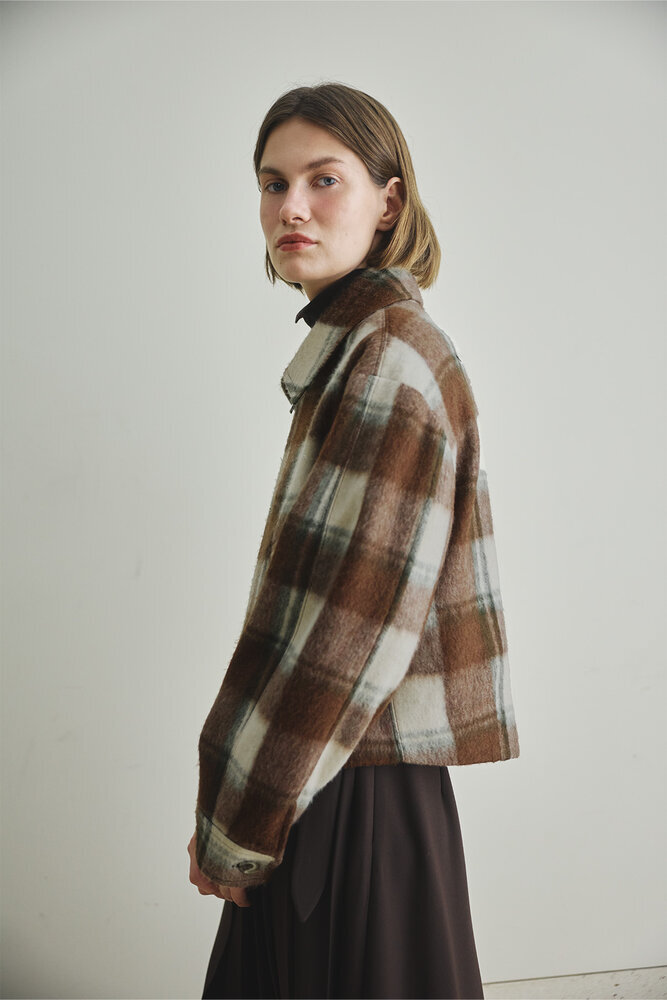 BE BLUE - KISA KAHVERENGİ EKOSE KABAN