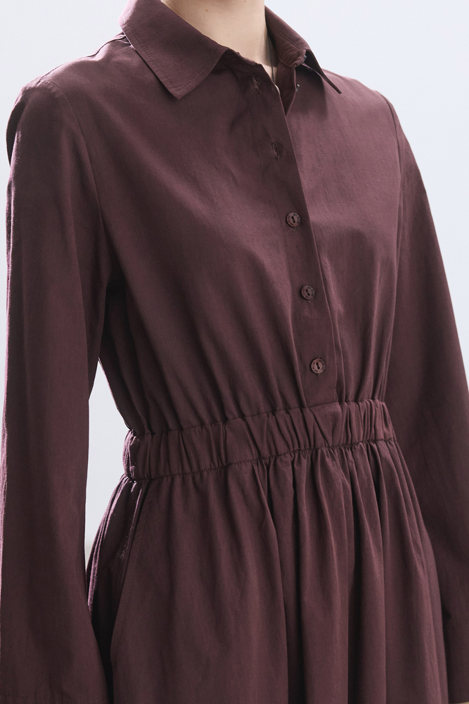 BE BLUE - KOYU GÜL KURUSU CEP DETAYLI POPLİN GÖMLEK ELBİSE