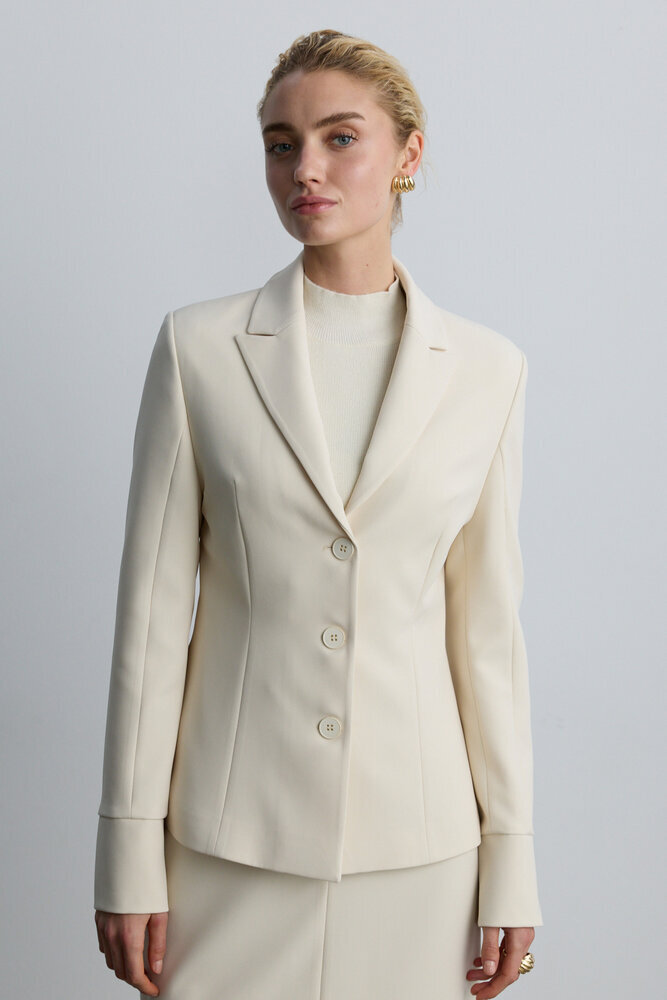 BE BLUE - KREM BELE OTURAN BLAZER