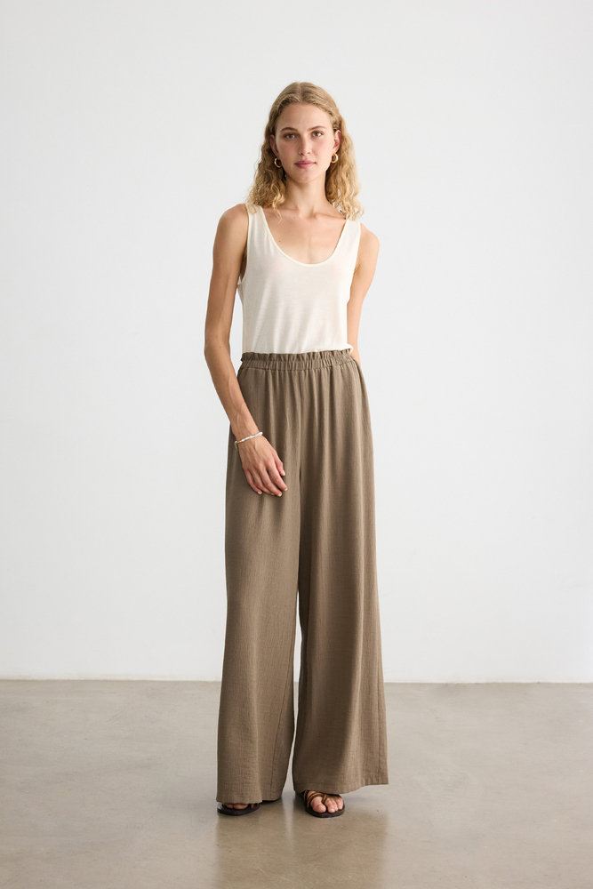 BE BLUE - KÜLLÜ HAKİ BELİ ELASTİK DETAYLI KRİNKIL PANTOLON (1)