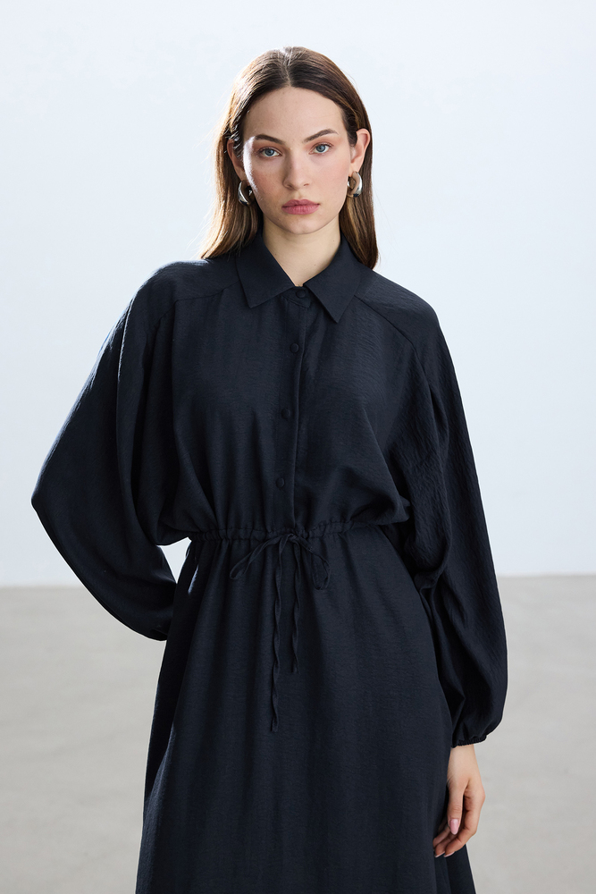 BE BLUE - LACİVERT BELİ BÜZGÜLÜ ELBİSE