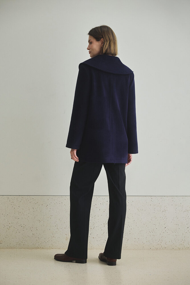 BE BLUE - LACİVERT GENİŞ YAKALI MİNİMAL KABAN