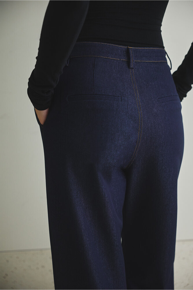 BE BLUE - LACİVERT NERVÜR DETAYLI STRAIGHT DENIM PANTOLON