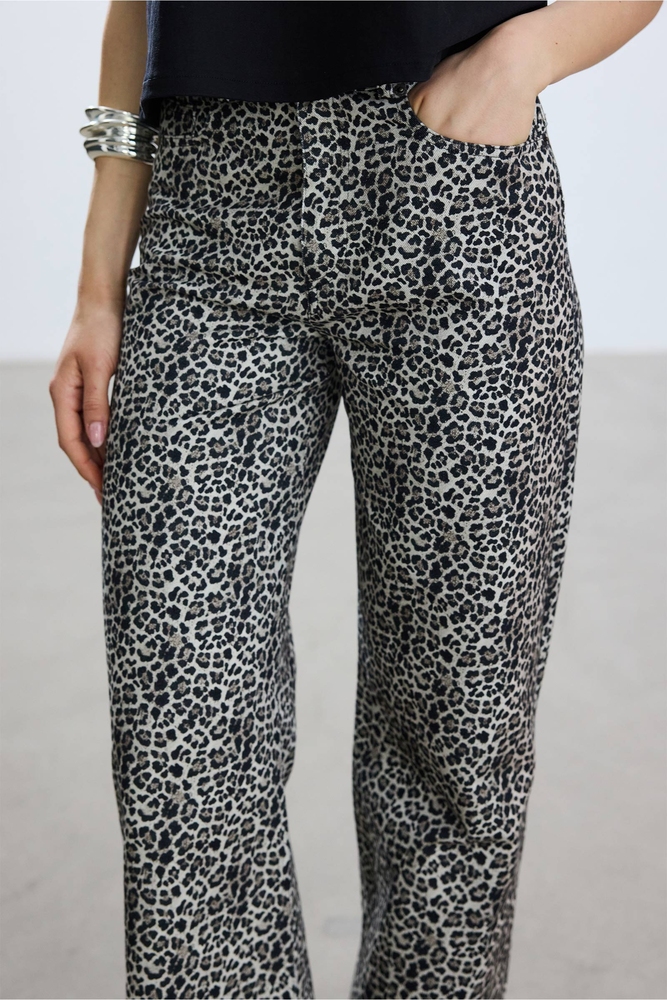 BE BLUE - LEOPAR DESENLİ GABARDİN PANTOLON