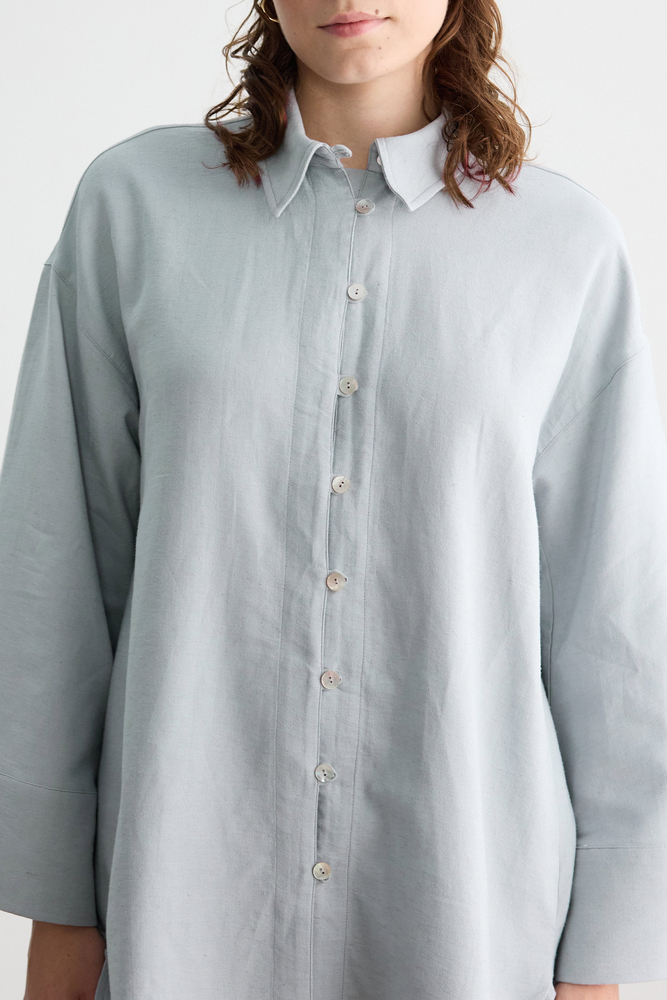 BE BLUE - MAVİ SEDEF DÜĞMELİ PAMUK KETEN GÖMLEK