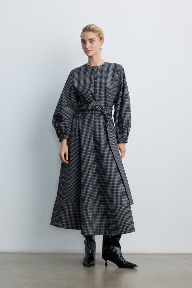 BE BLUE - MİNİMAL EKOSE DESENLİ ELBİSE