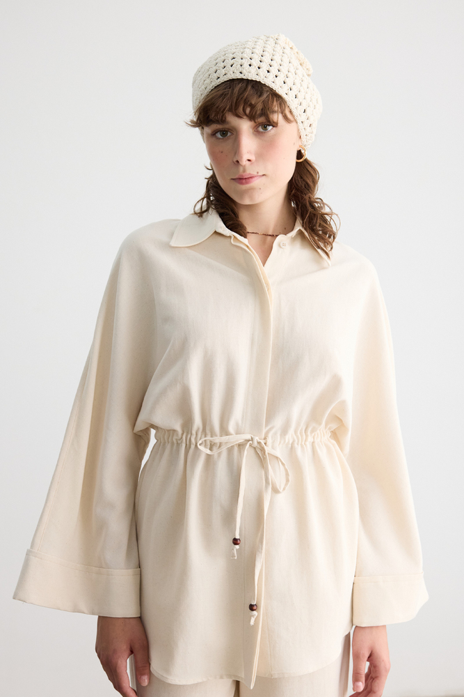 BE BLUE - NATÜREL BONCUK DETAYLI VİSKON KETEN GÖMLEK