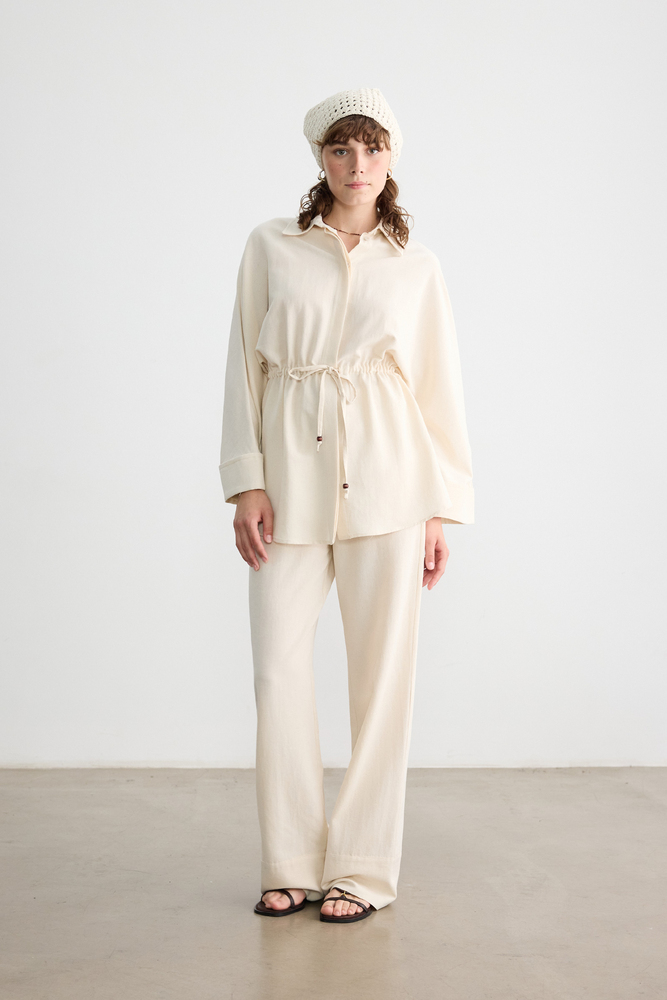 BE BLUE - NATÜREL BONCUK DETAYLI VİSKON KETEN GÖMLEK