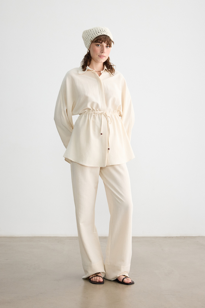 BE BLUE - NATÜREL BONCUK DETAYLI VİSKON KETEN GÖMLEK