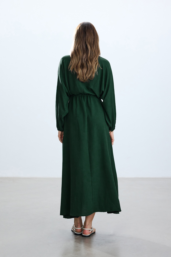 BE BLUE - ORMAN YEŞİLİ BELİ BÜZGÜLÜ ELBİSE