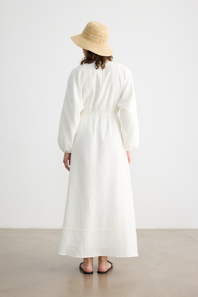 BE BLUE - BEYAZ ŞERİT DETAYLI MÜSLİN ELBİSE