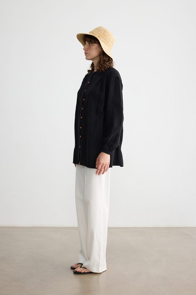 BE BLUE - SİYAH AHŞAP DÜĞMELİ MÜSLİN GÖMLEK