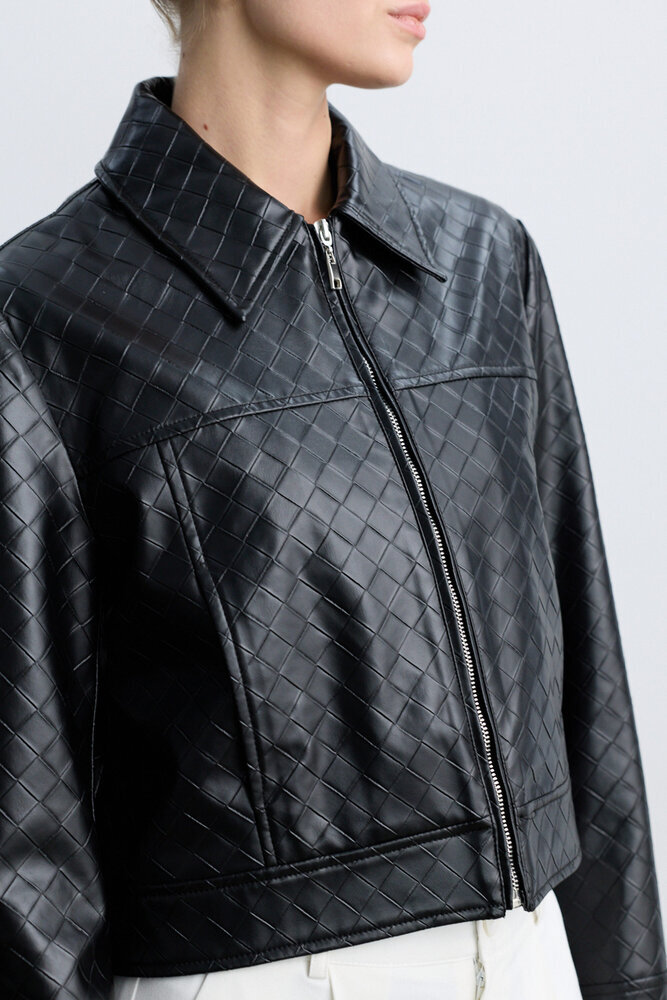 BE BLUE - SİYAH ÖRGÜ DETAYLI KISA DERİ CEKET