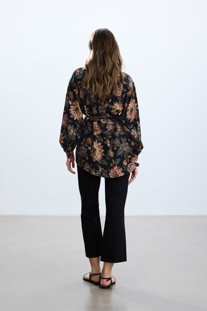 BE BLUE - SİYAH FLORAL DESENLİ VINTAGE GÖMLEK