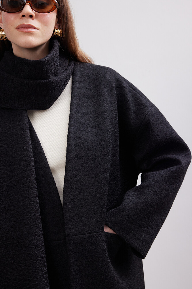 BE BLUE - SİYAH ATKILI KABAN