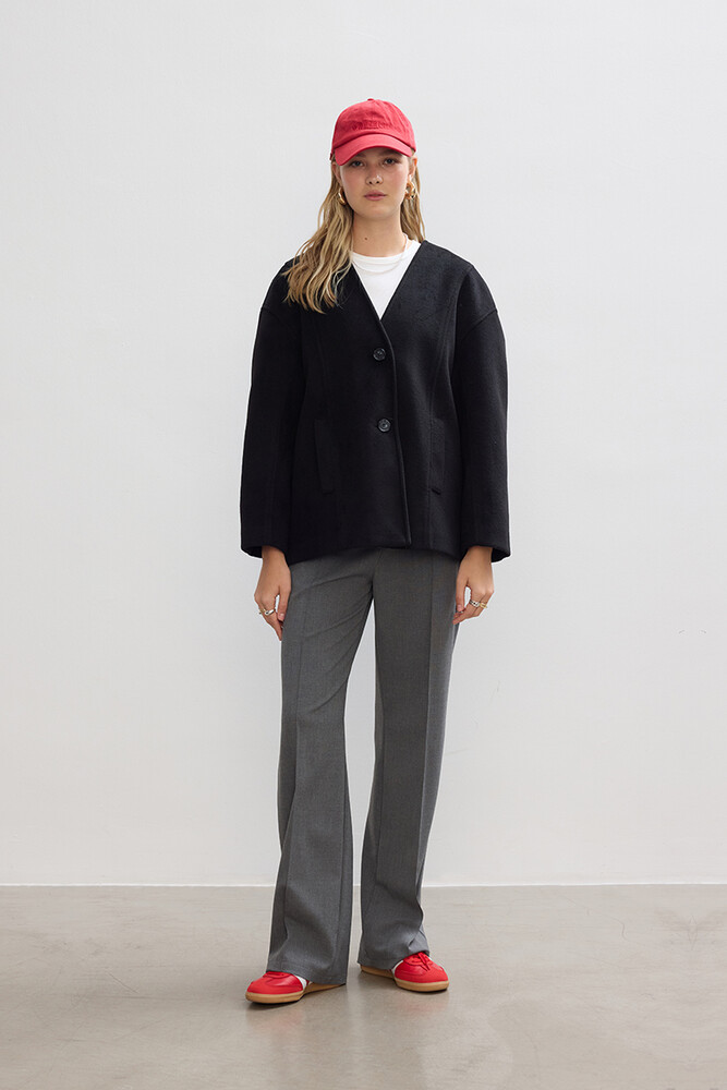 BE BLUE - SİYAH MİNİMAL KISA KAŞE KABAN