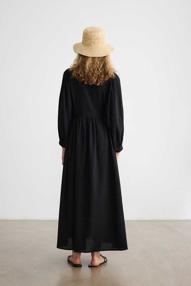 BE BLUE - SİYAH NAKIŞ DETAYLI DOKULU ELBİSE