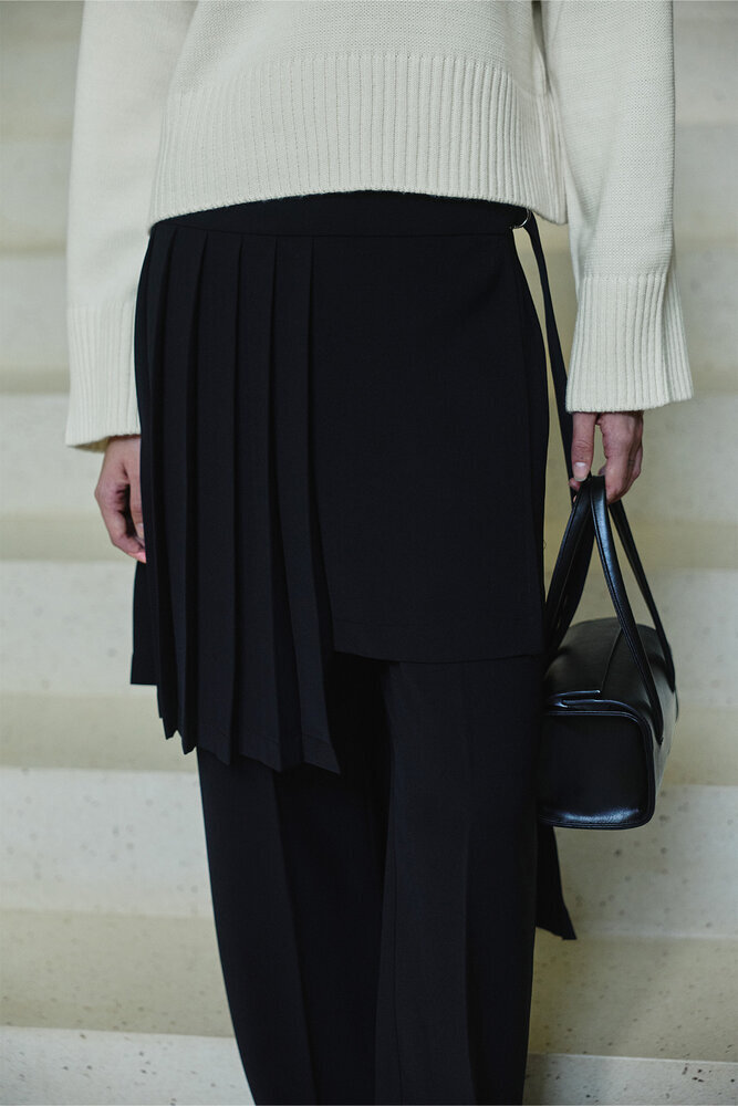 BE BLUE - SİYAH PİLİSE ETEKLİ PANTOLON