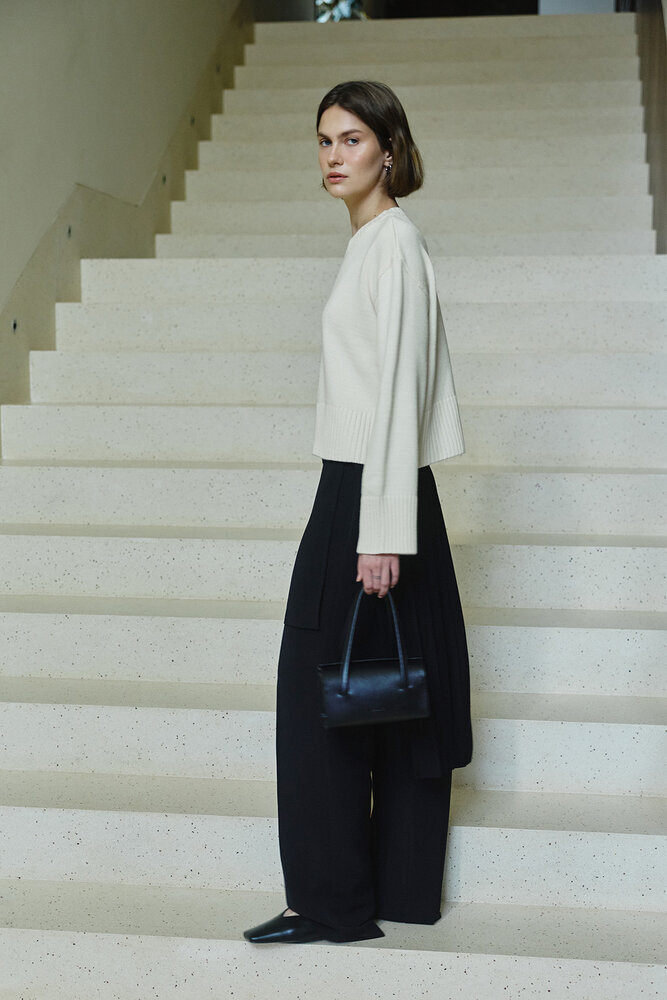 BE BLUE - SİYAH PİLİSE ETEKLİ PANTOLON