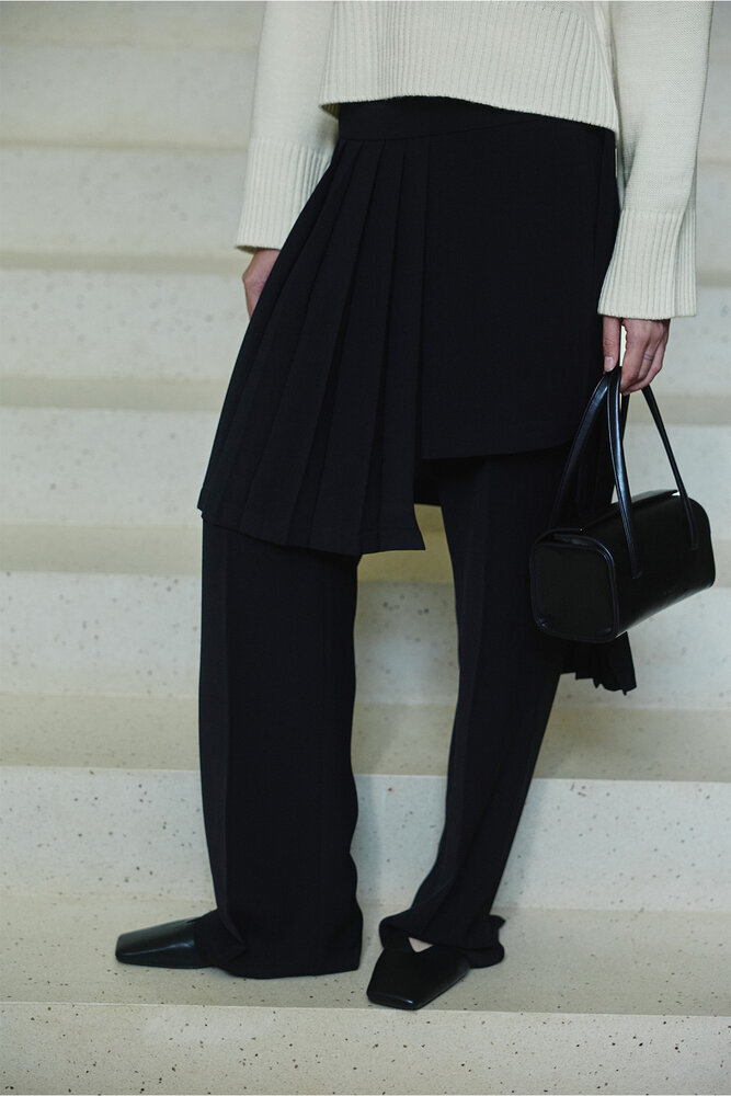 BE BLUE - SİYAH PİLİSE ETEKLİ PANTOLON