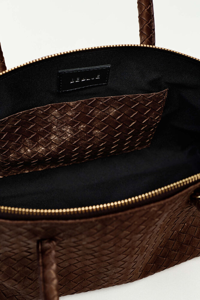 BE BLUE - TABA DERİ OMUZ ÇANTASI