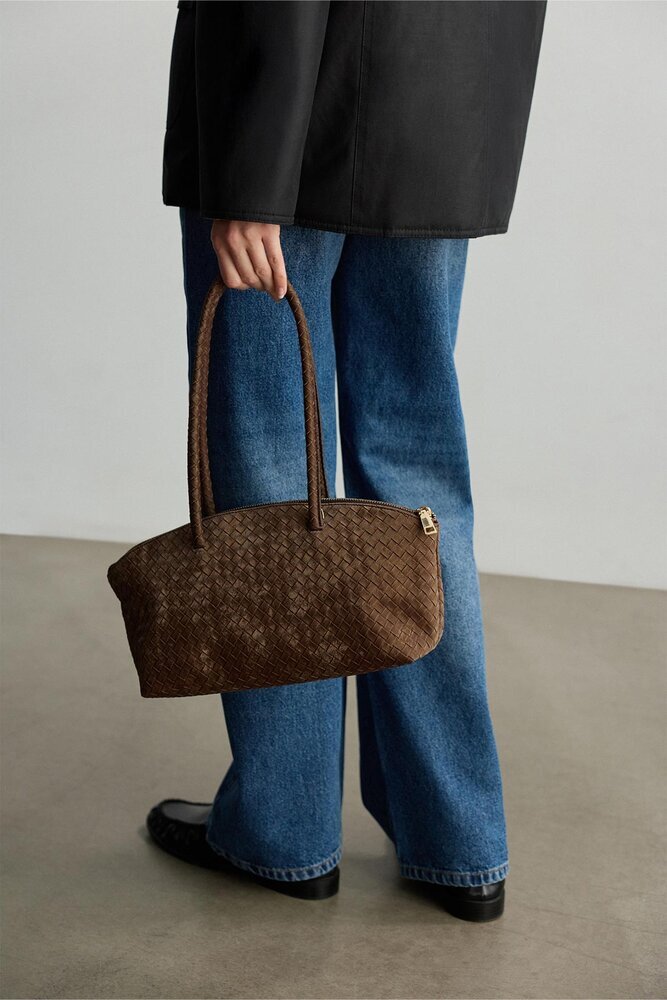 BE BLUE - TABA DERİ OMUZ ÇANTASI