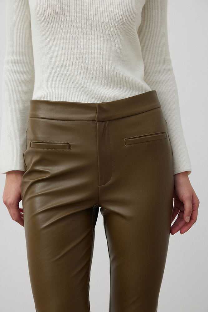 BE BLUE - YEŞİL FLARE DERİ PANTOLON